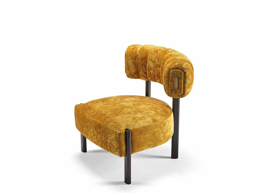 CHLOE ARMCHAIR | Armchair